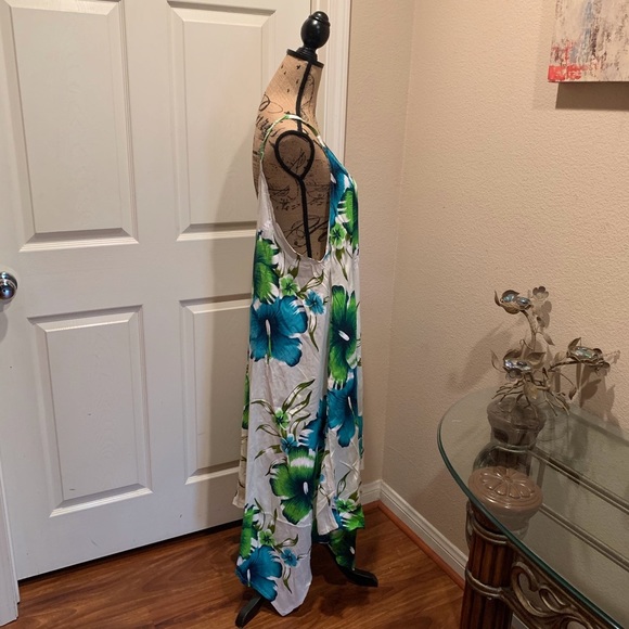 Green/blue hibiscus floral print  dress - Picture 2 of 5